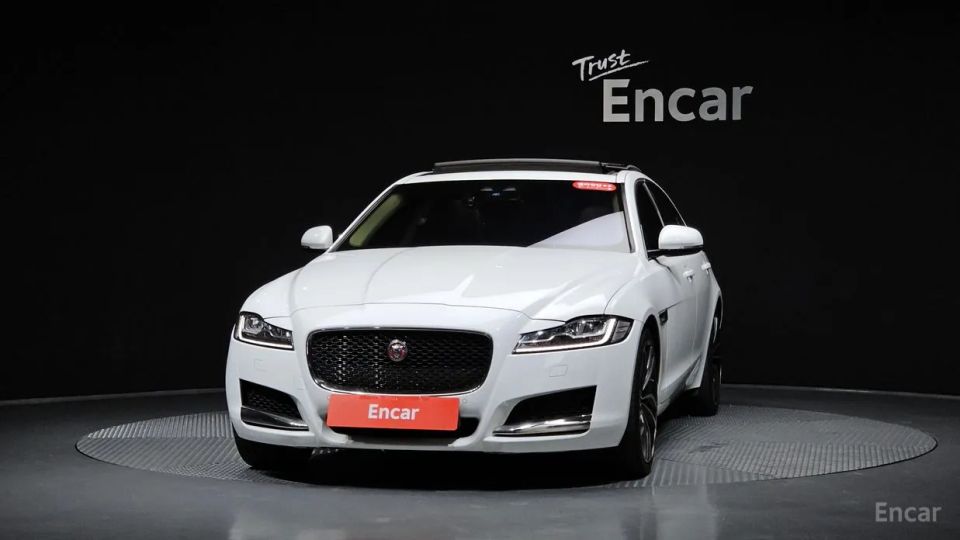 Jaguar xf