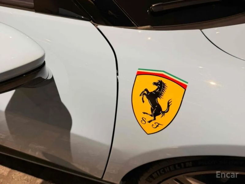 Ferrari 296