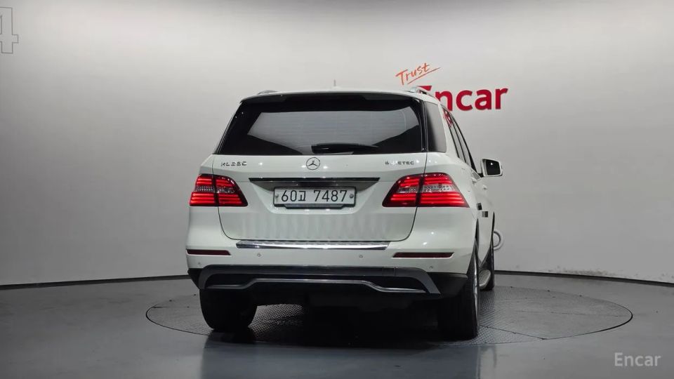Mercedes-Benz M-class