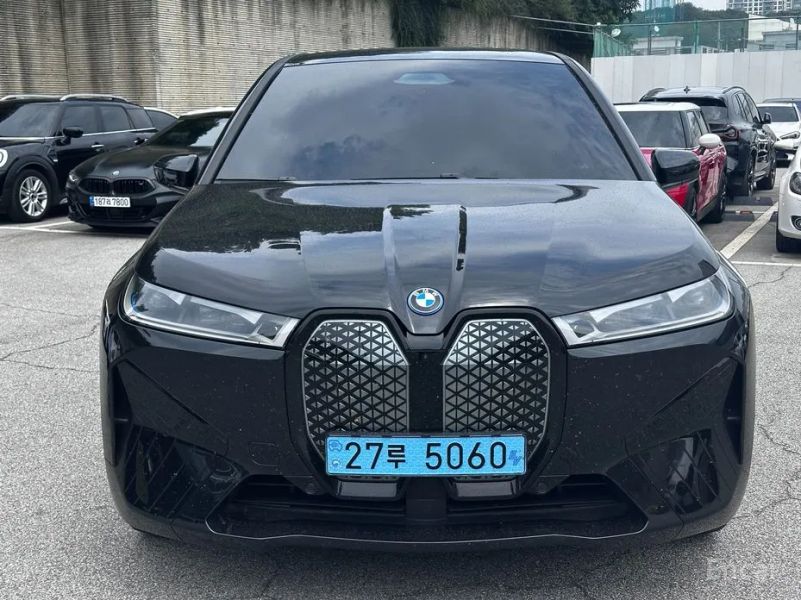 BMW ix