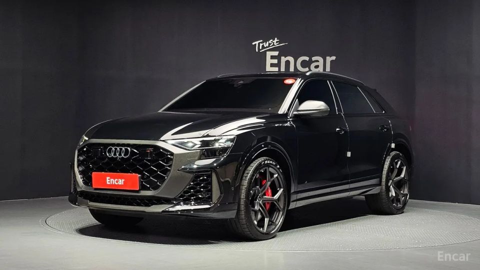 Audi rsq8