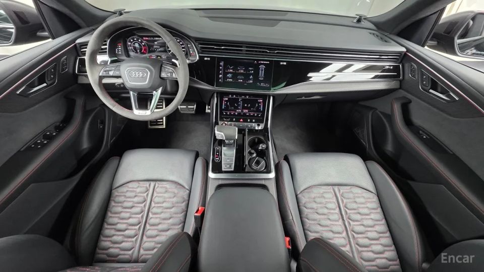 Audi rsq8