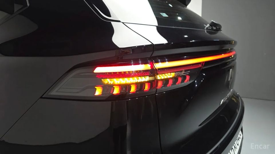 Renault-KoreaSamsung Grand Koleos