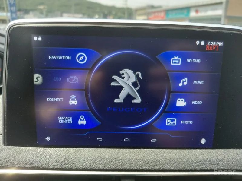 Peugeot 5008