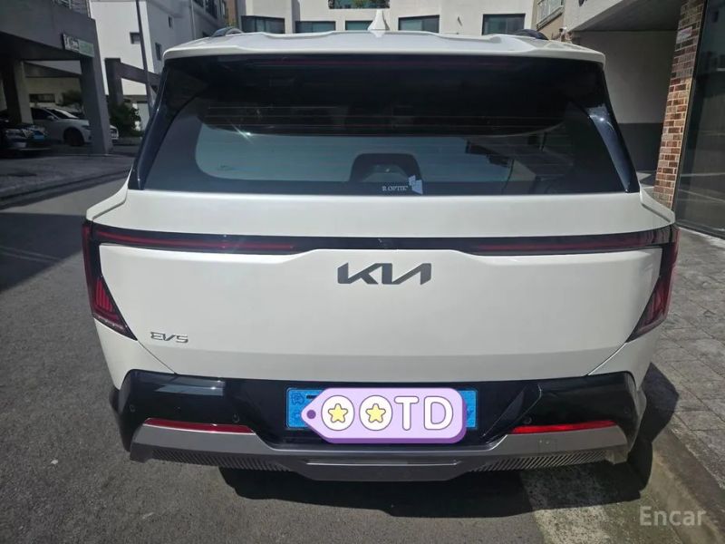 Kia EV5