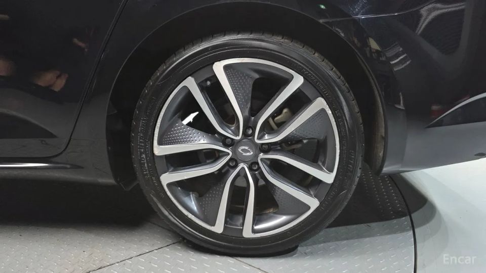 Renault-KoreaSamsung SM6