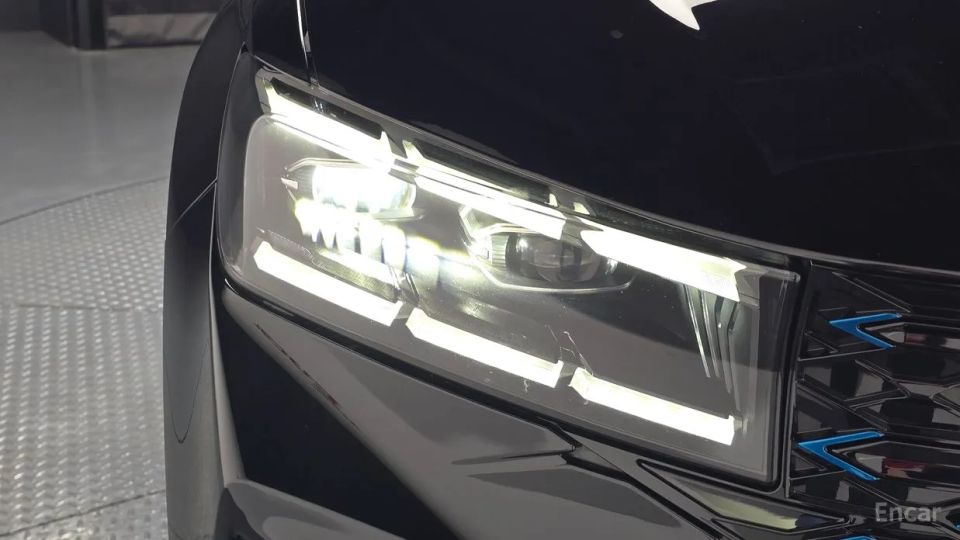 Renault-KoreaSamsung Grand Koleos