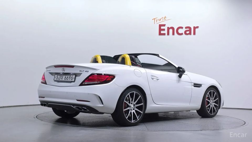 Mercedes-Benz SLC-Class