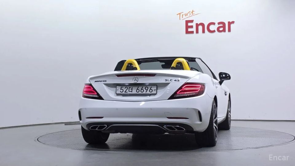 Mercedes-Benz SLC-Class