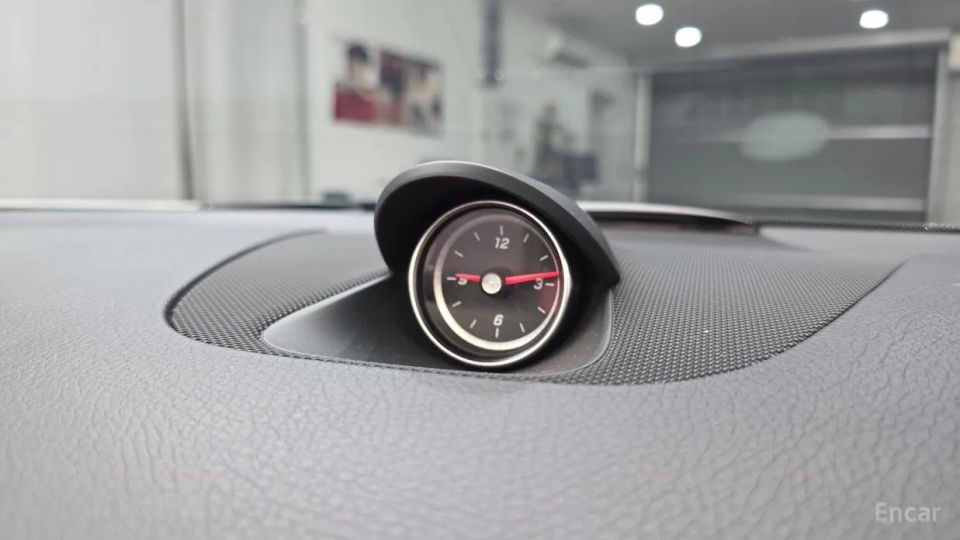 Mercedes-Benz SLC-Class