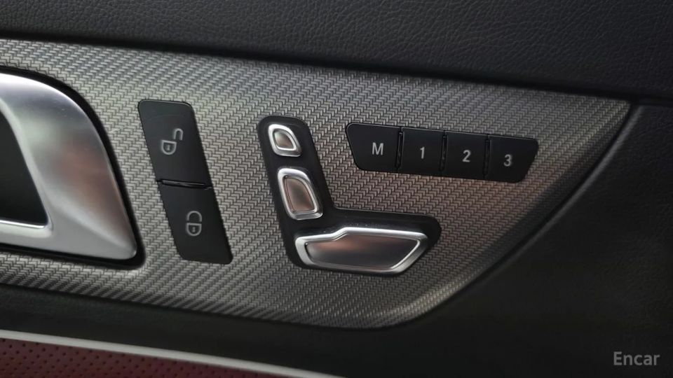 Mercedes-Benz SLC-Class