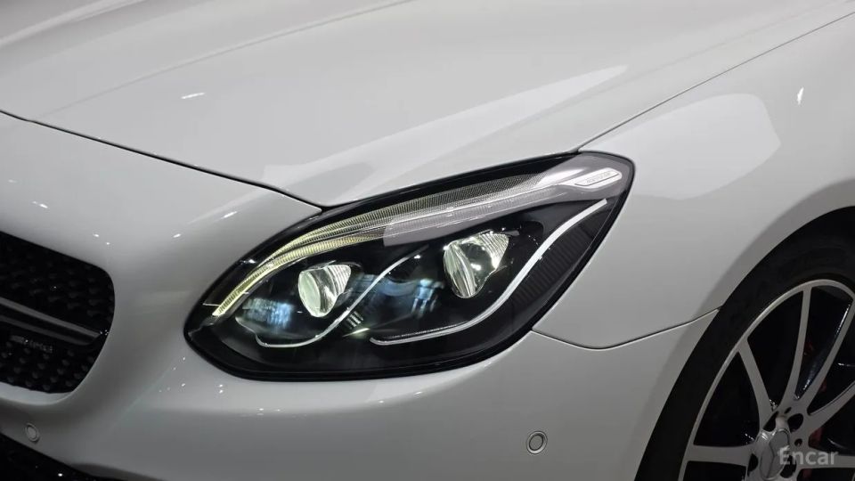 Mercedes-Benz SLC-Class