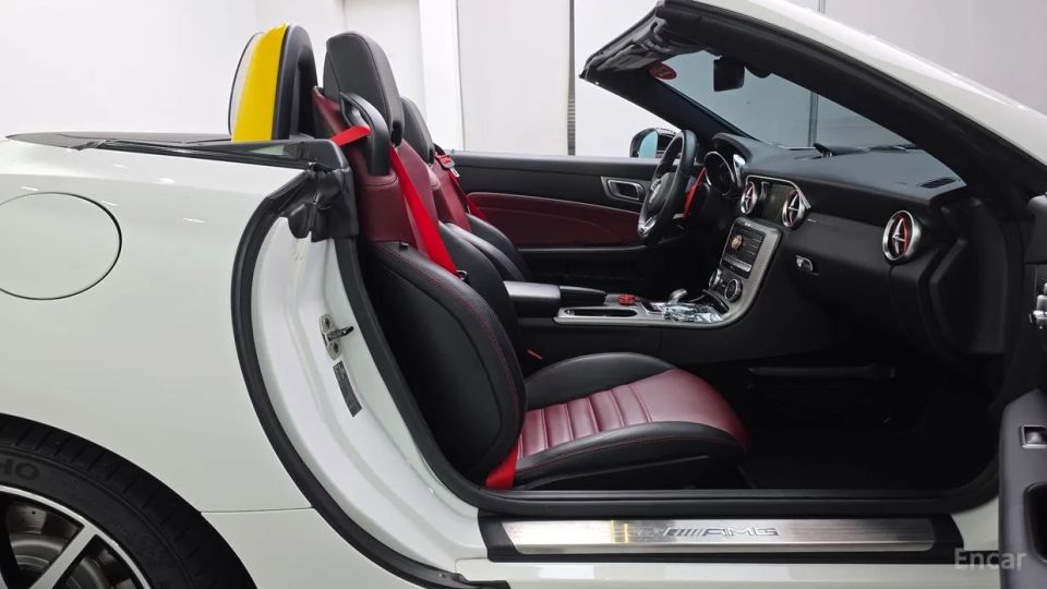 Mercedes-Benz SLC-Class