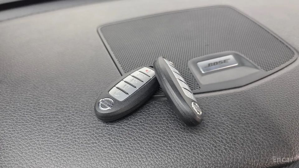 Nissan altima