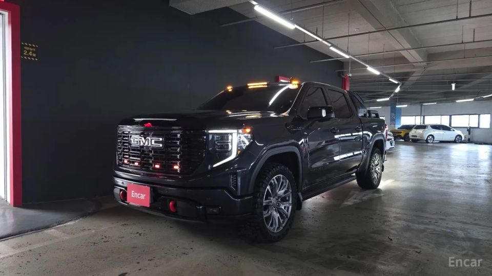 GMC Sierra