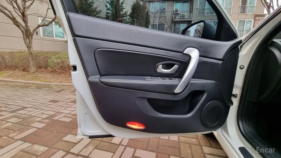 Renault-KoreaSamsung SM5