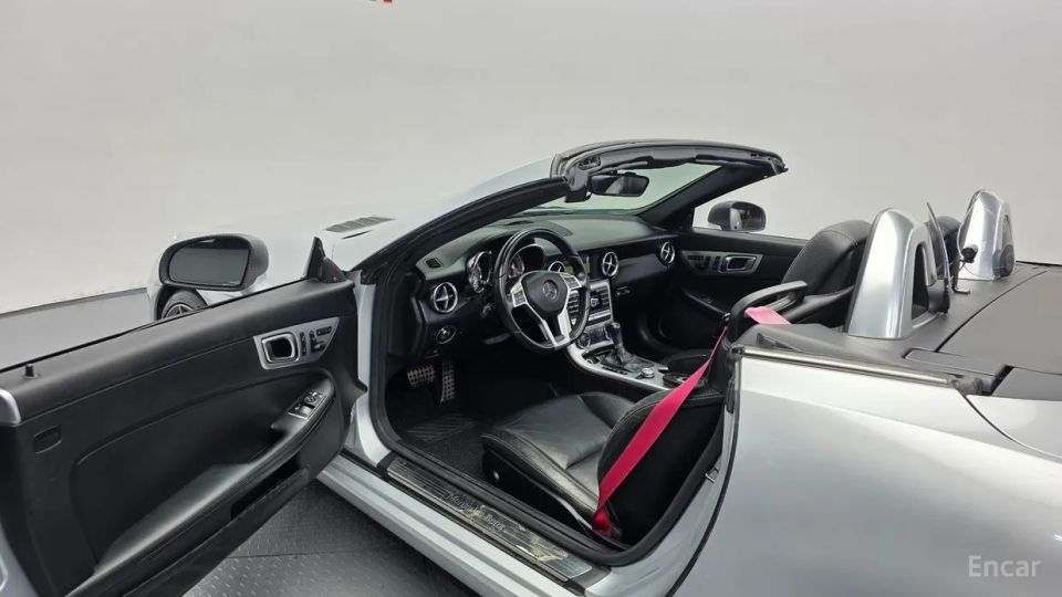 Mercedes-Benz SLK-Class