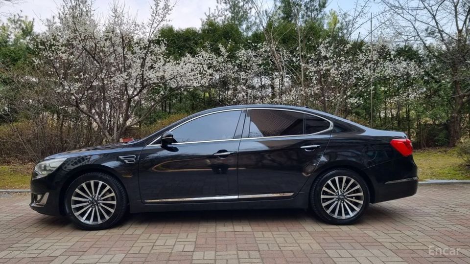 Kia K7