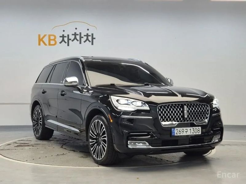 Lincoln Aviator