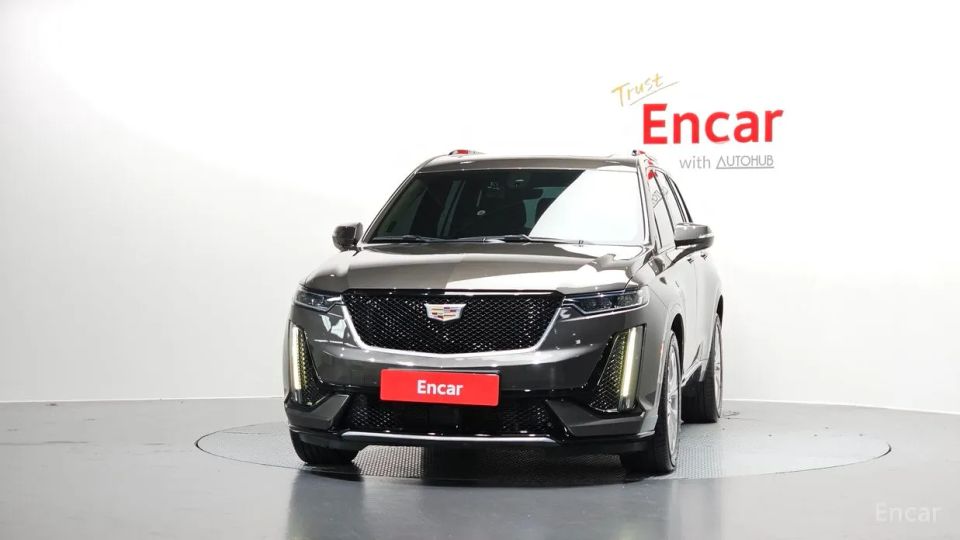 Cadillac XT6
