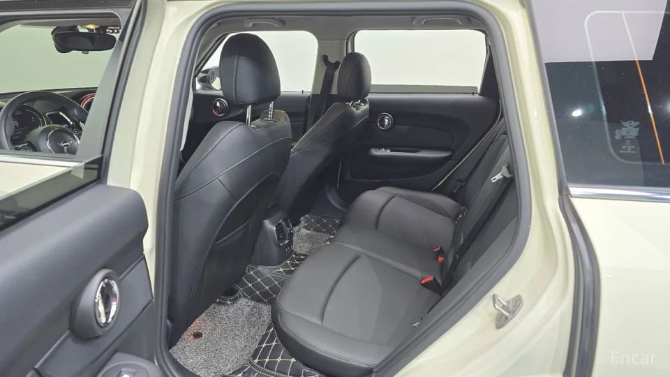 Mini clubman