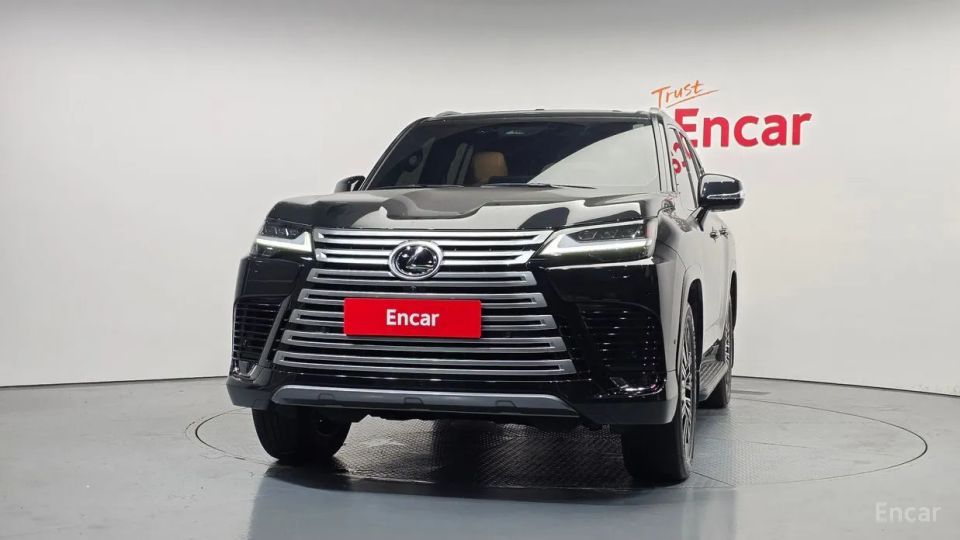 Lexus LX