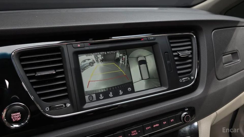 Kia Canival