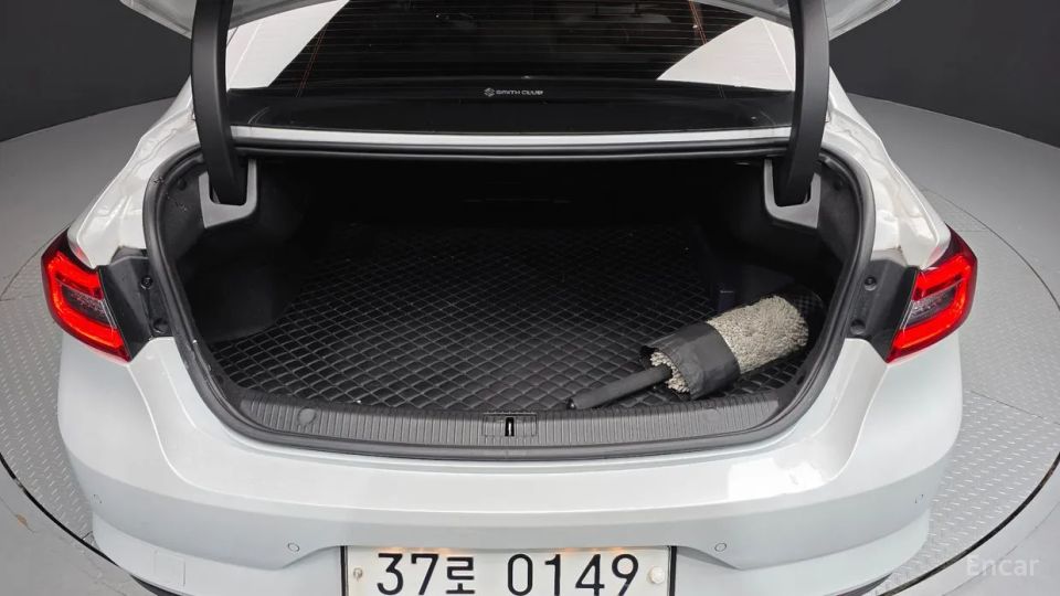 Renault-KoreaSamsung SM6