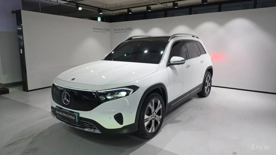 Mercedes-Benz EQB
