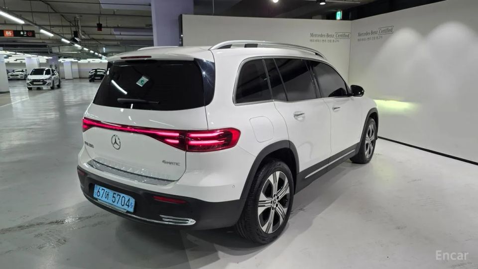Mercedes-Benz EQB