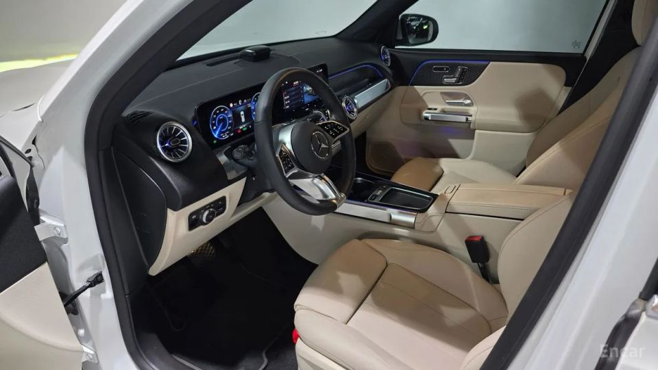 Mercedes-Benz EQB