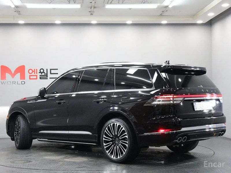 Lincoln Aviator