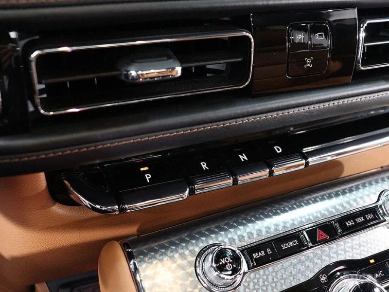 Lincoln Aviator