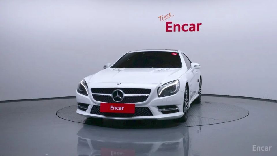 Mercedes-Benz SL-Class