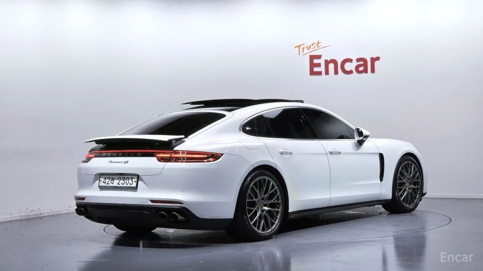 Porsche Panamera