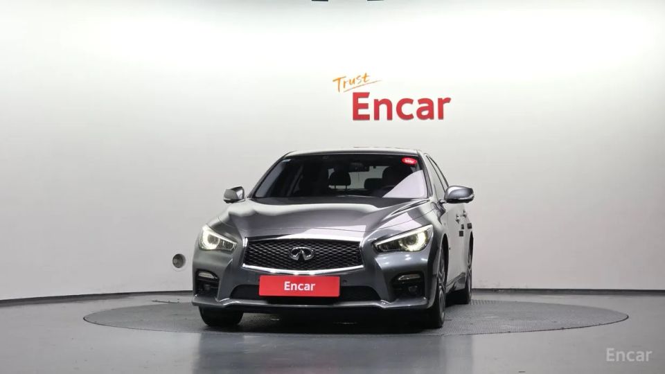 Infiniti Q50