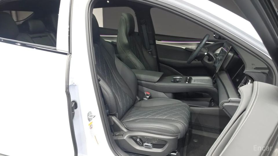 BYD Sealion 7