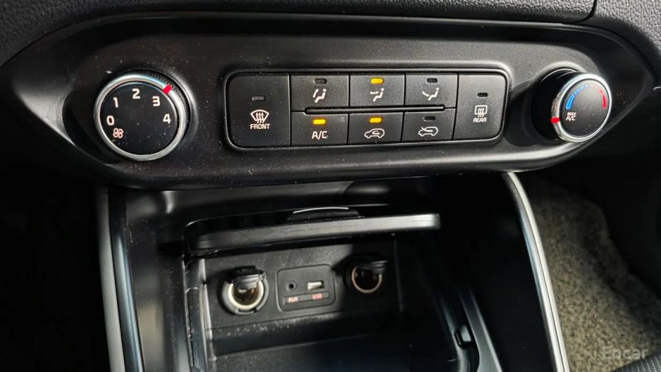 Kia Carens