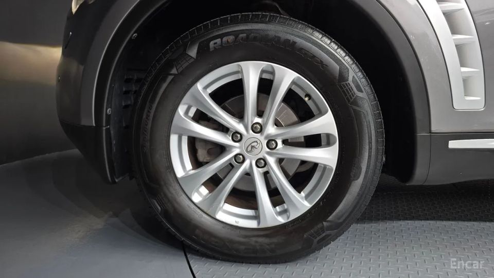 Infiniti FX
