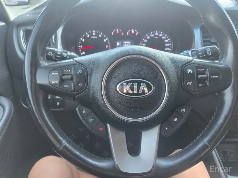 Kia Carens