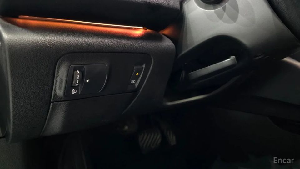 Renault-KoreaSamsung SM6