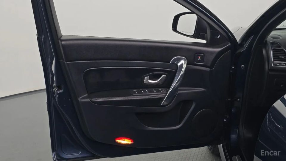 Renault-KoreaSamsung SM5