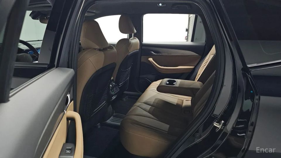 Renault-KoreaSamsung Grand Koleos