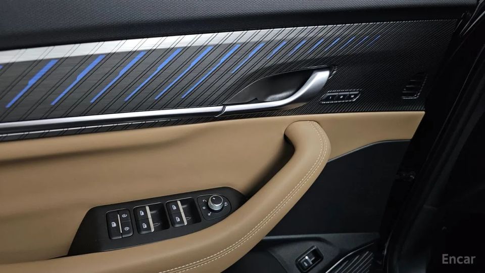Renault-KoreaSamsung Grand Koleos