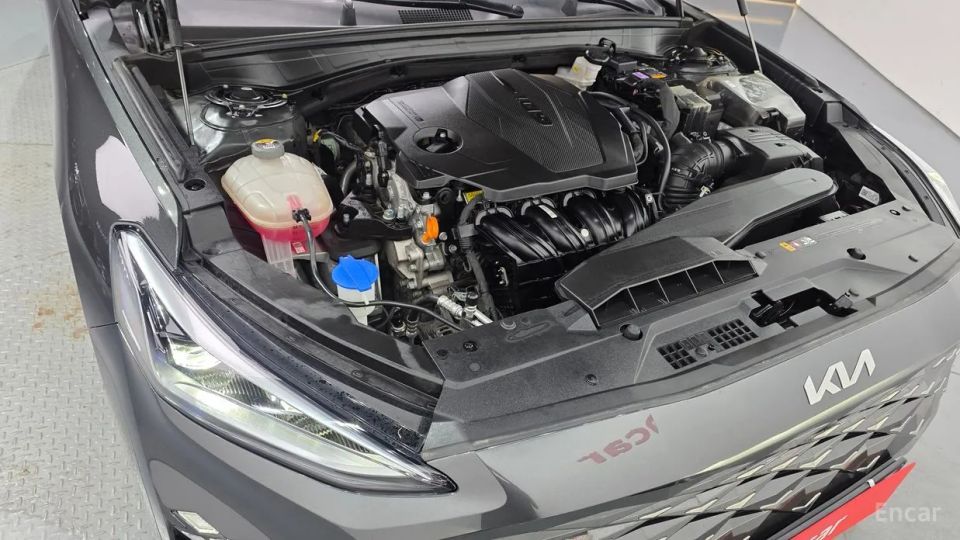 Kia K8