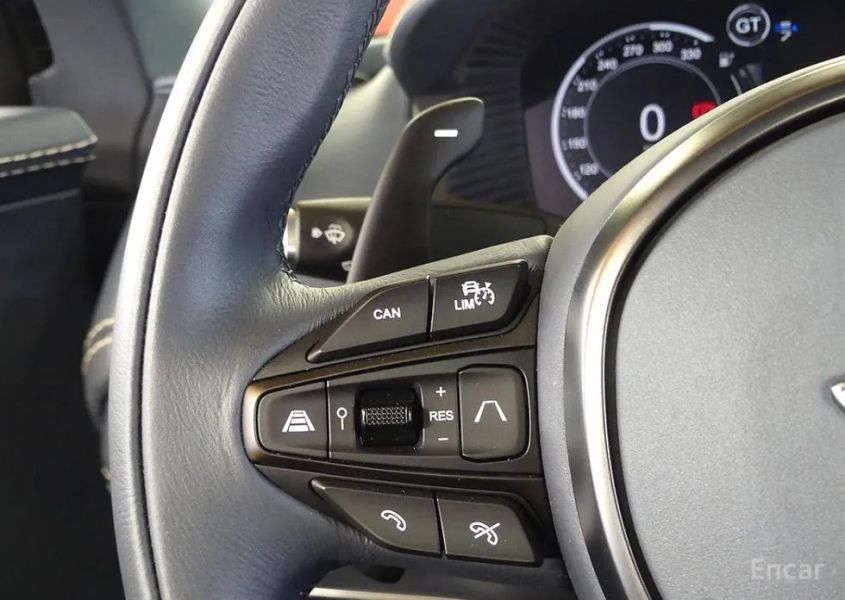 Astonmartin DBX