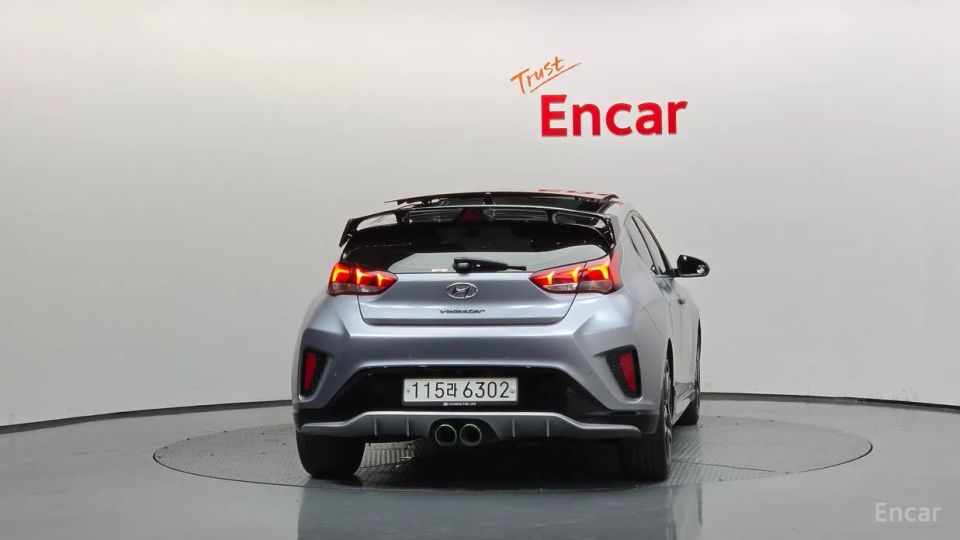 Hyundai Veloster