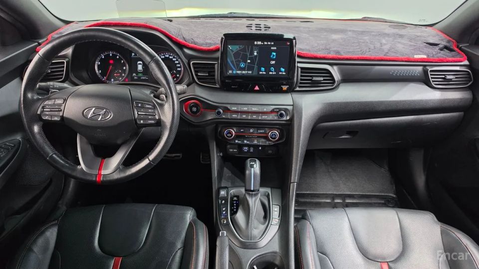 Hyundai Veloster