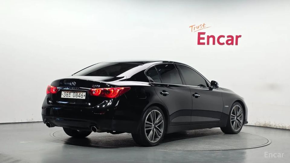 Infiniti Q50