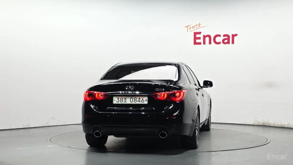 Infiniti Q50